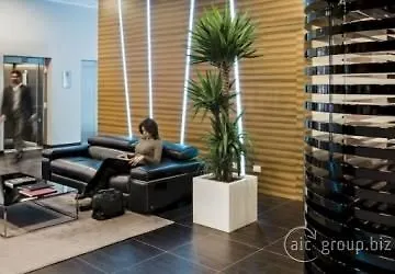 ديجلي أركيمبولدي فندق 4*