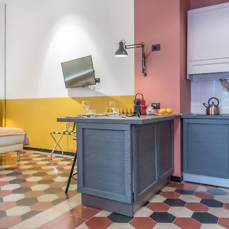 Monocase * 밀라노