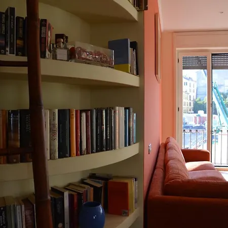 Casa Della Vetra Guest house 2*