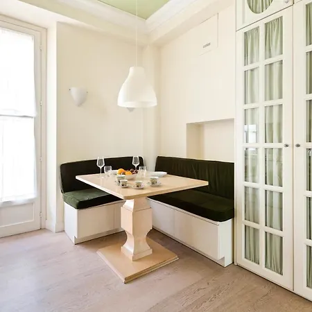 Apartment Corso Vercelli Elegant Milan