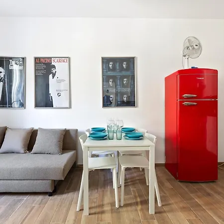 Certosa Colorful Mini Flats Apartment *