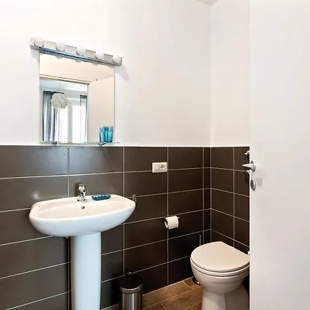 Apartment Certosa Colorful Mini Flats *