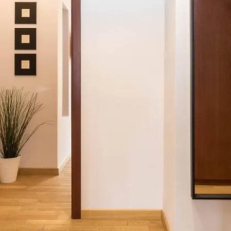Altido Apt For 4 In The Centre Of