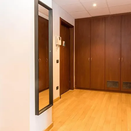 Altido Apt For 4 In The Centre Of