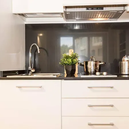 Altido Apt For 4 In The Centre Of Milan
