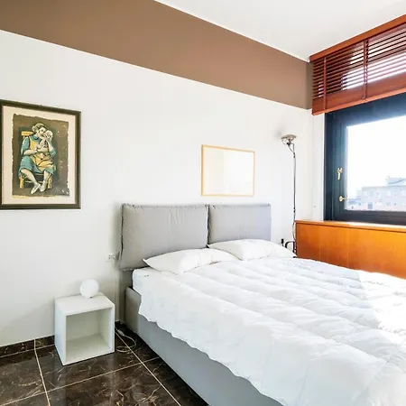 Duomo Apartament By Yoof