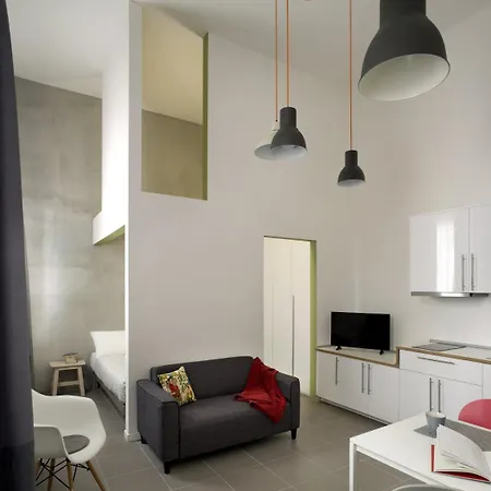 Up To - Residenze Apartment Milan