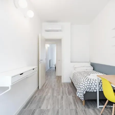 Up To - Residenze Milánó