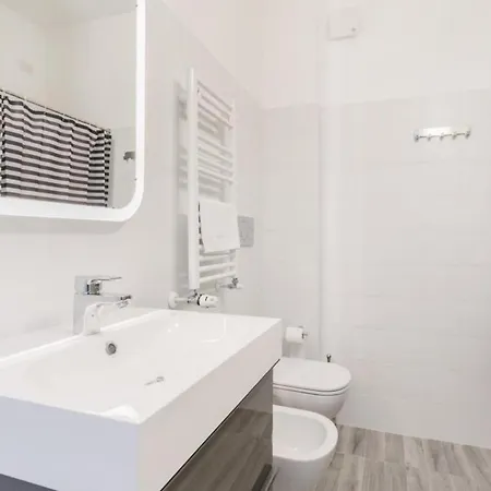 Up To - Residenze M13