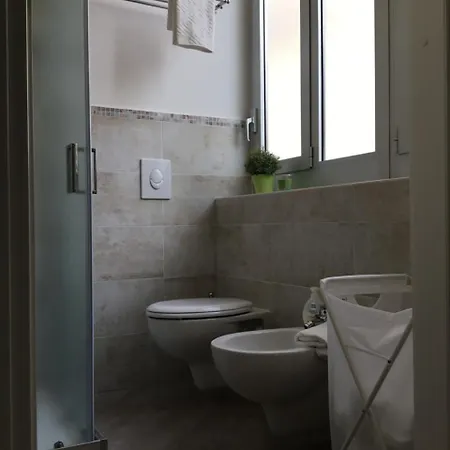 Warrest - Short Rent * Milano