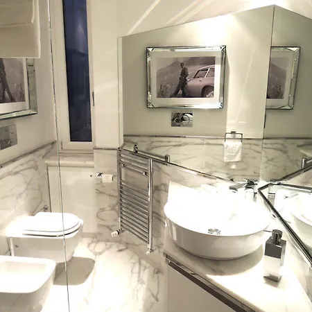 Konukevi Duomo Milano