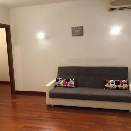 Central Deluxe *
