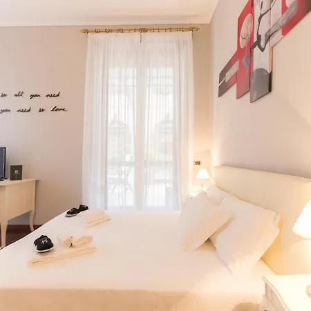 Hemeras Boutique Homes - Super Central Design