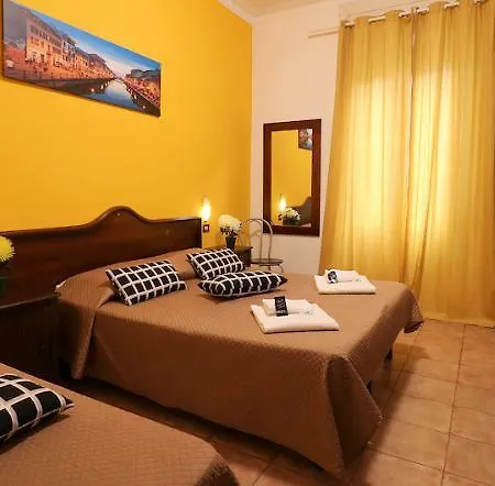 Hotel Golden 3*