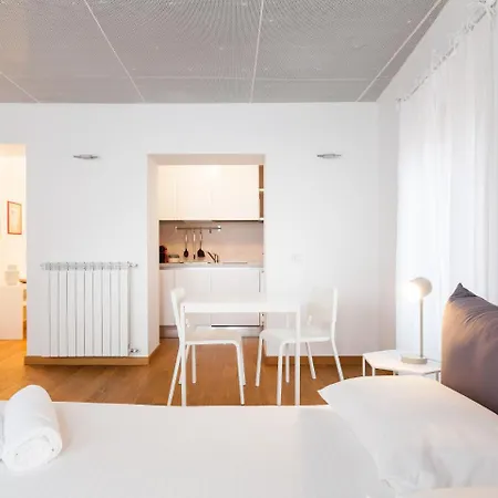 Easyhomes - Spiga Apartment