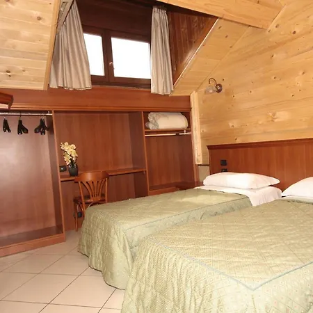 Astrid Hotel