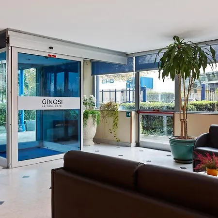 Hotel Ginosi Arizona