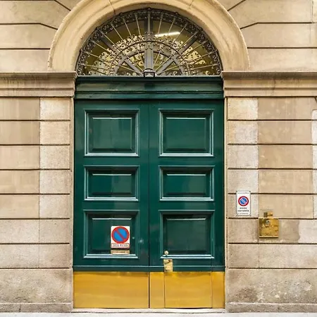 Classy Milanese Near Sforza Castle * Μιλάνο