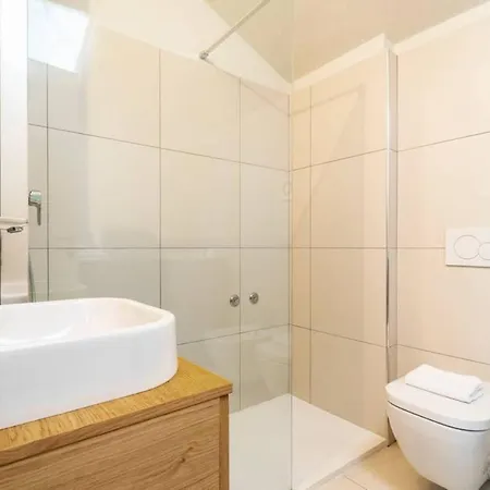 Classy Milanese Near Sforza Castle Διαμέρισμα Μιλάνο