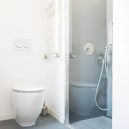 Heart Duomo Colonne דירה