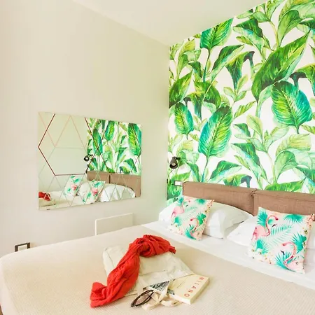 Duomo Views, Light, Jungle-inspired With Terrace *