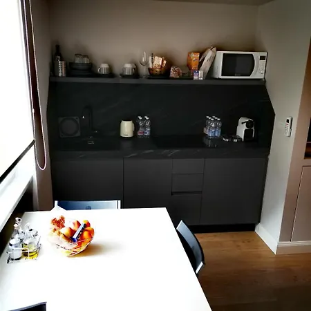 Melzo 13 * Milan