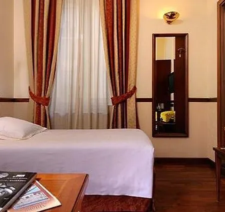 Worldhotel Casati 18 Szálloda 4*