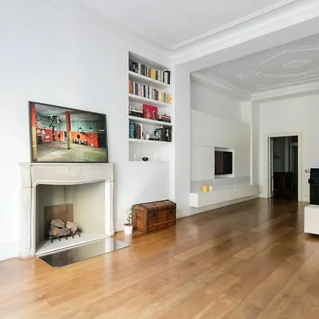 Via Vivaio Appartement Milan
