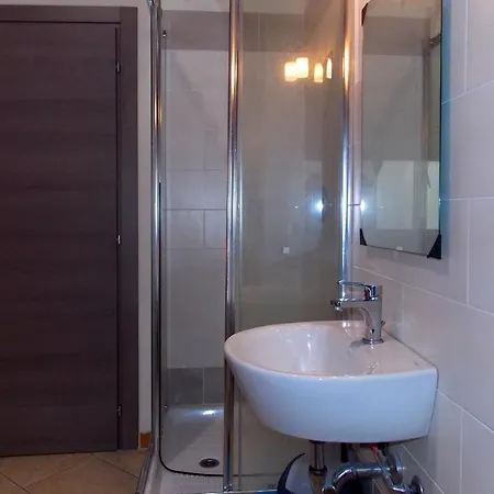Midtown Hotell *
