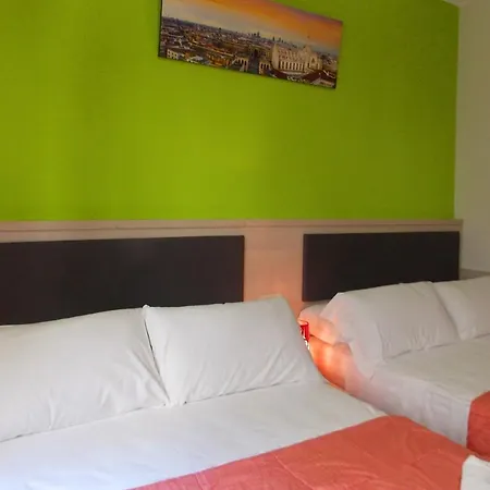 Hotell Midtown *