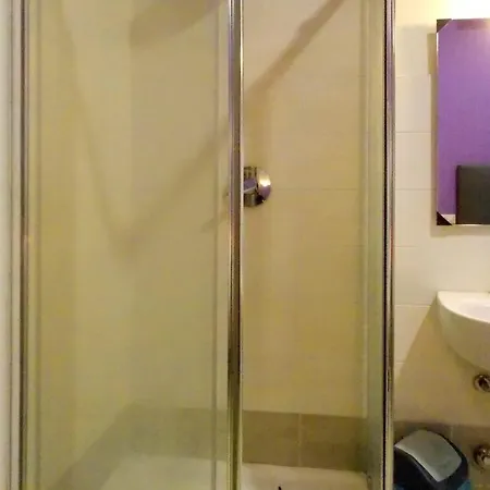Midtown Hotel