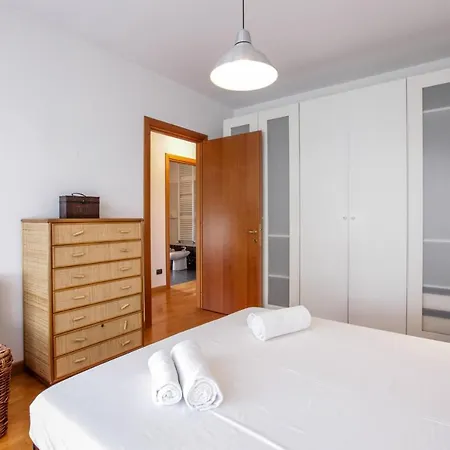 Apartment Bocconi Navigli Apartment With Terrace Mailand