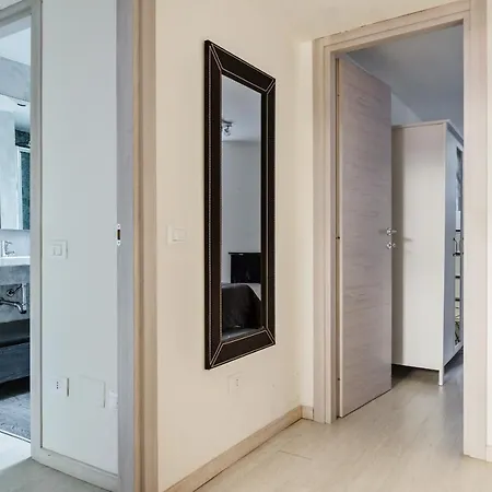Two Levels Charming Loft Apartment Milan