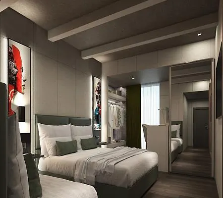 Hotel Just 4*