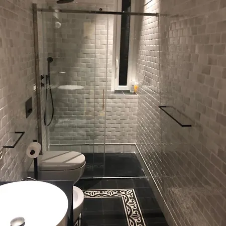 Montenero Apartament * 밀라노