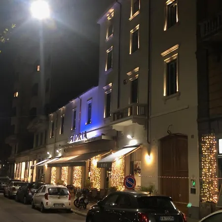 Montenero Apartament 아파트 밀라노
