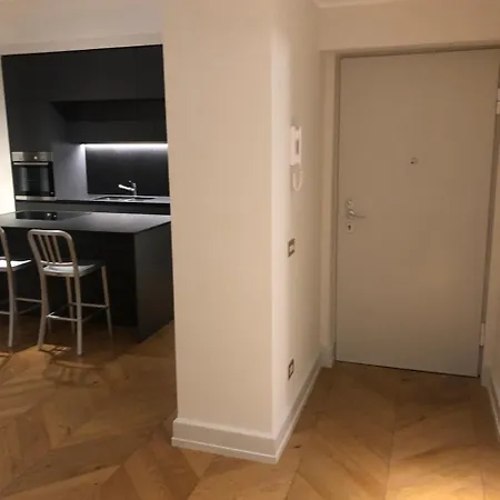 아파트 Montenero Apartament 밀라노