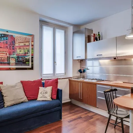 Daire Guesthero - Navigli Area *