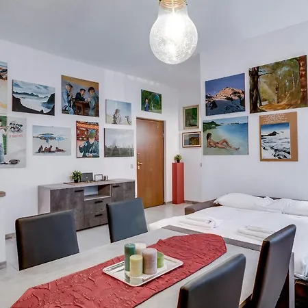 Guesthero - Precotto M1 Apartament