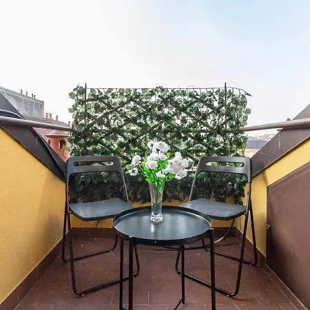 Alessia's Flat- Isola M5