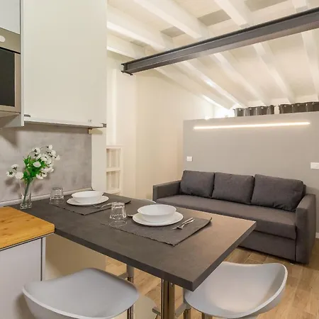 Apartment Alessia's Building- Affori Fn Milan