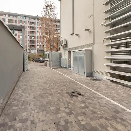 Alessia's Building- Affori Fn Lägenhet