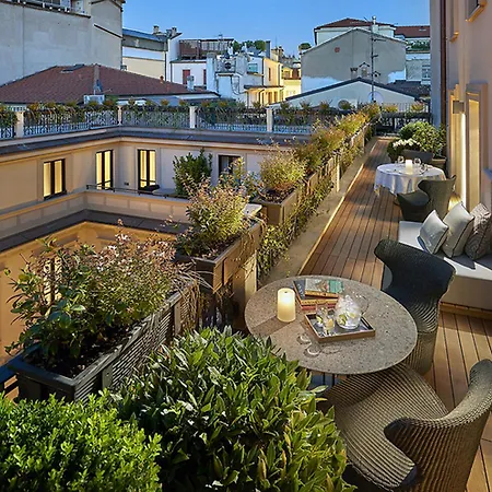 Mandarin Oriental, Отель Милан