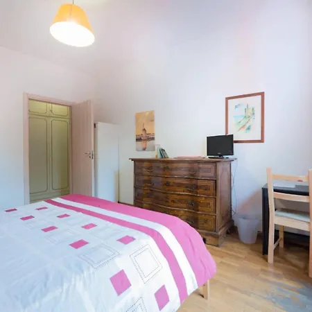 Red Velvet Guest house *