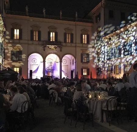 Hotel San Carlo Borromeo Senago