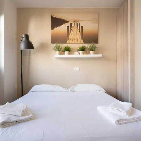 Apartment Cadorna Center Studio-by Flatscollection