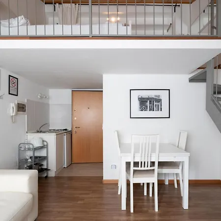 Cadorna Center Studio-by Flatscollection Apartment