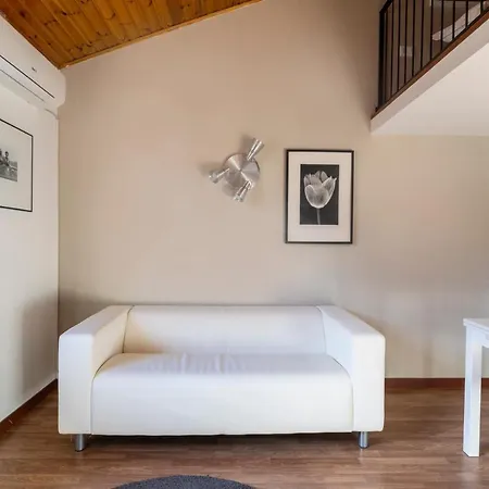Apartment Cadorna Center Studio-by Flatscollection Milan