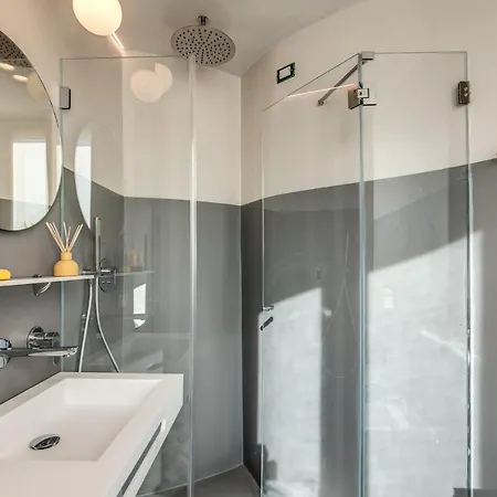 Hotell Velvet Grey Boutique
