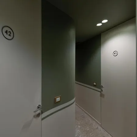 Hotell Velvet Grey Boutique Milano